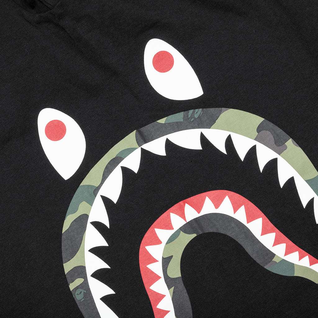 1st Camo Side Shark Tee - Black/Green - Image 4