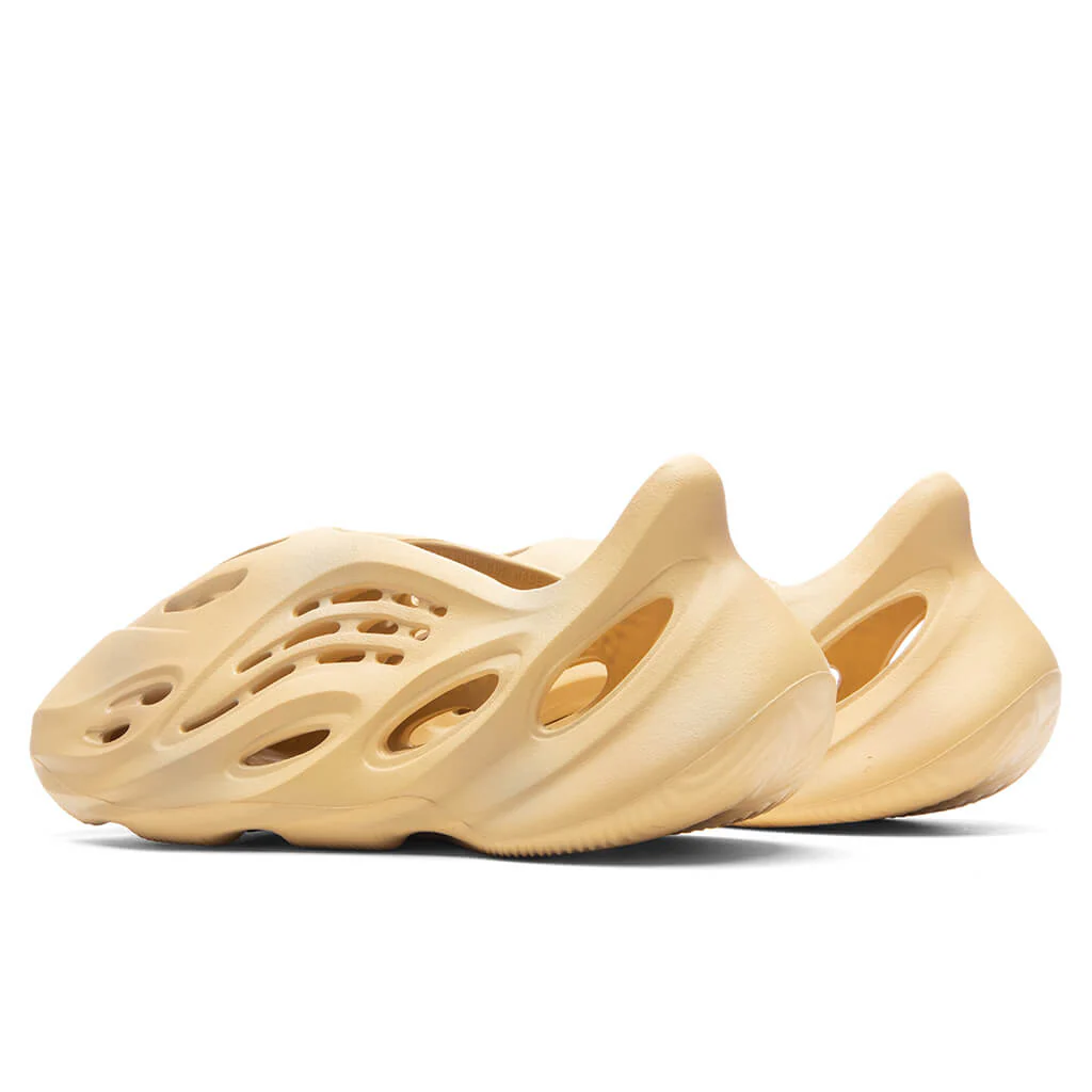 Yeezy Foam RNR - Desert Sand - Image 3
