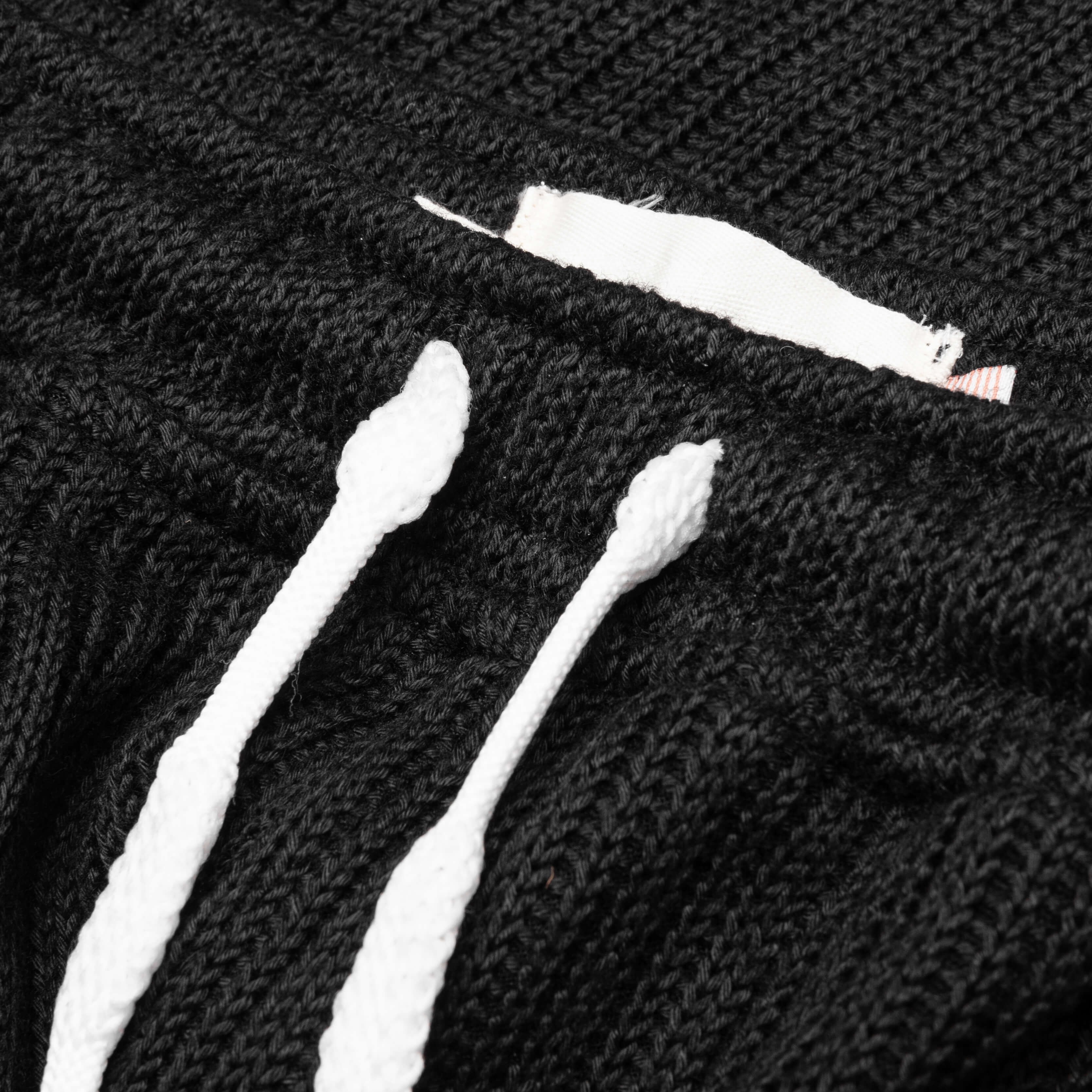B-Summer Knit Short - Black - Image 3
