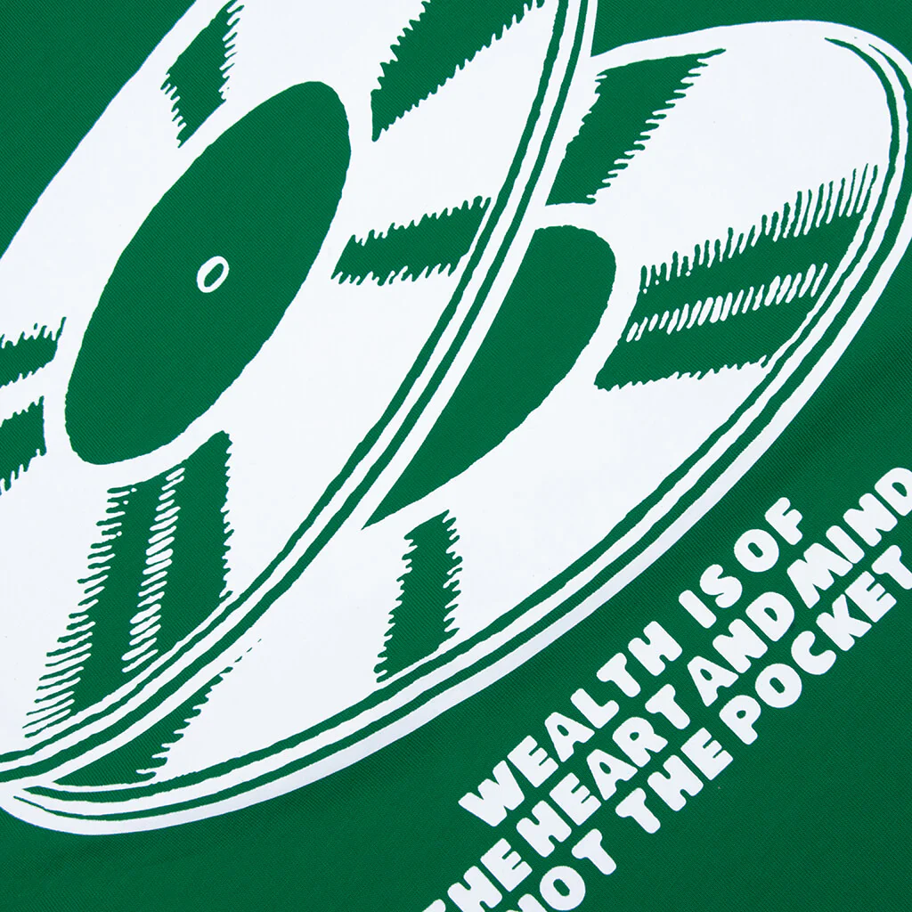 Moves Tee - Jolly Green - Image 4