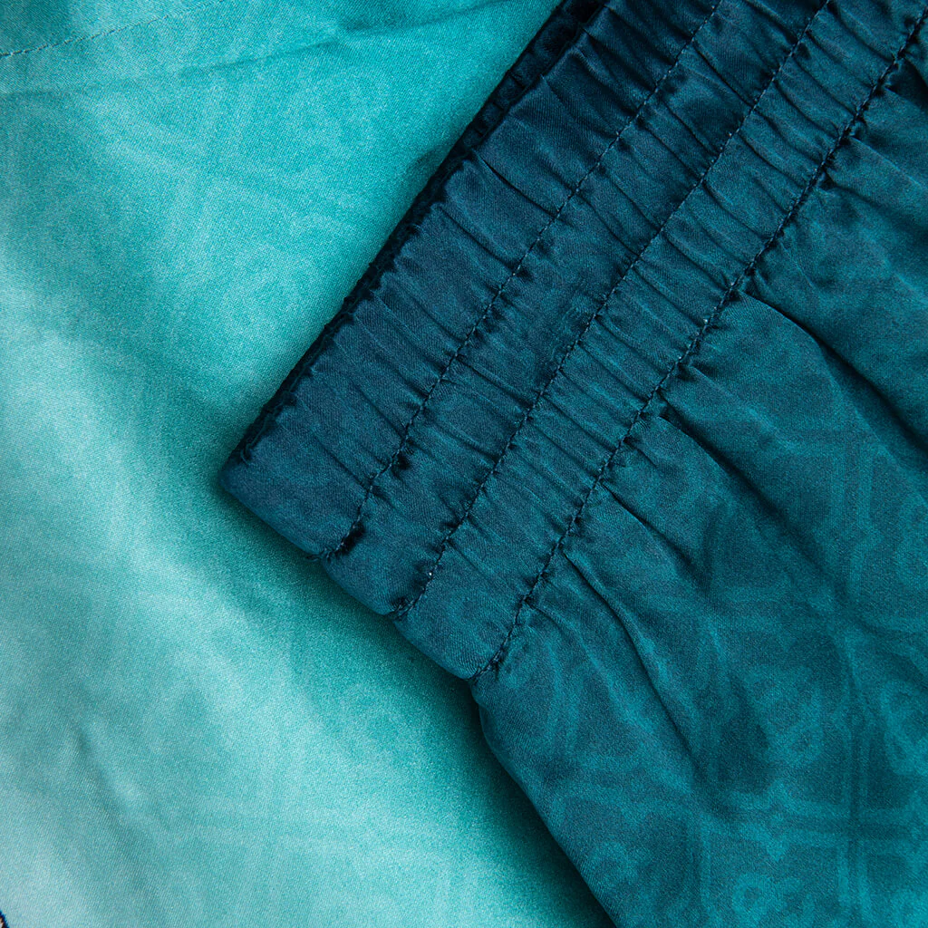 La Deesse Du Stade Silk Shorts - Multicolor - Image 5