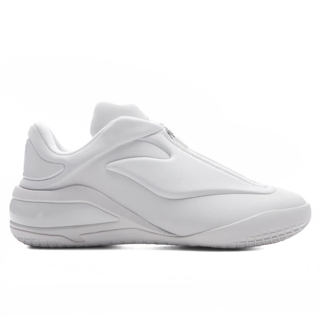 Shai 001 'Clean Slate' - White/White