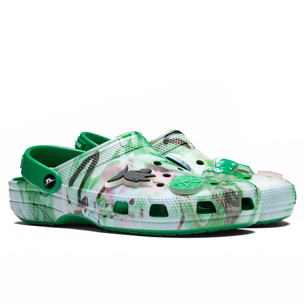 Crocs x The Futura Laboratories Classic Clog - Green Ivy - Image 2