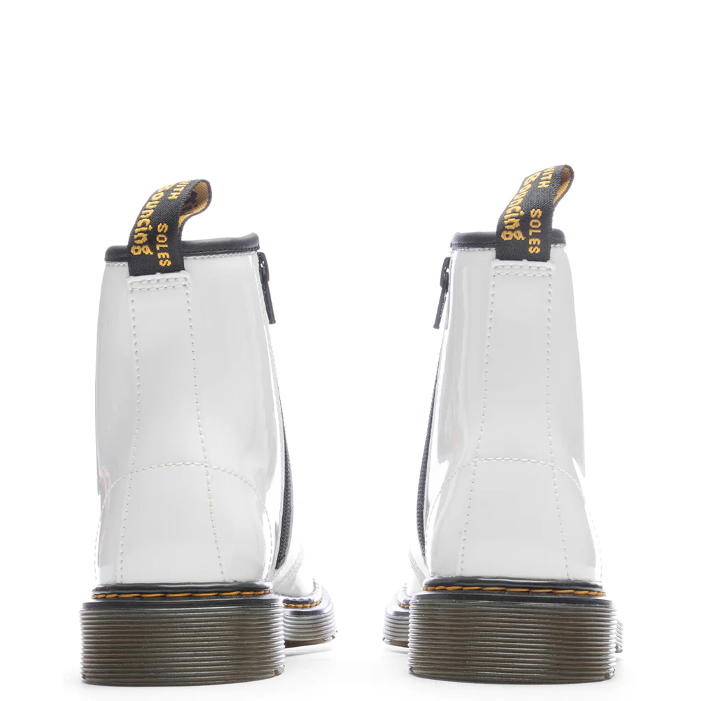 Junior 1460 Patent Leather Boots - White Patent Lamper - Image 4