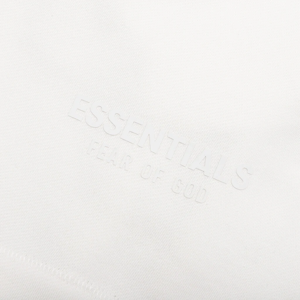 Essentials Sweatshort - Cloud Dancer - Image 3