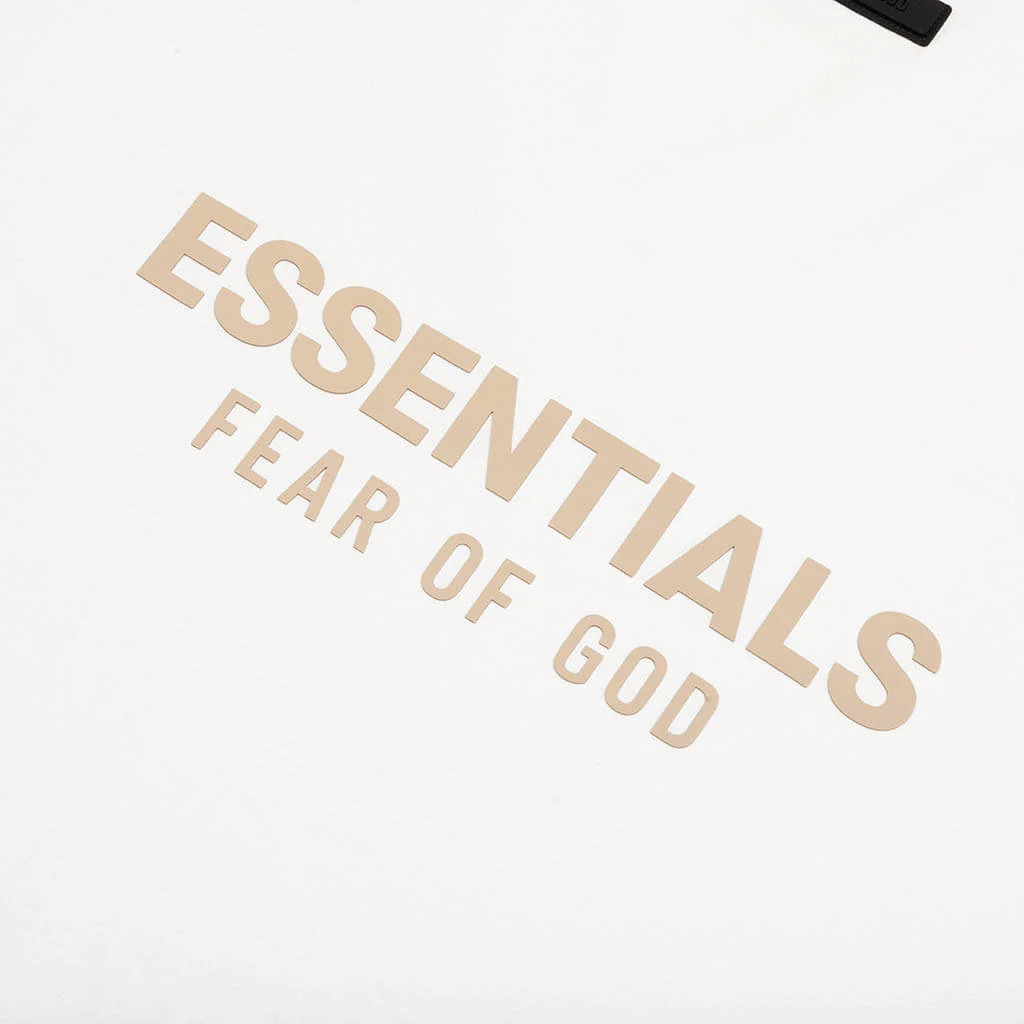 Essentials V-Neck - Cloud Dancer - Image 3
