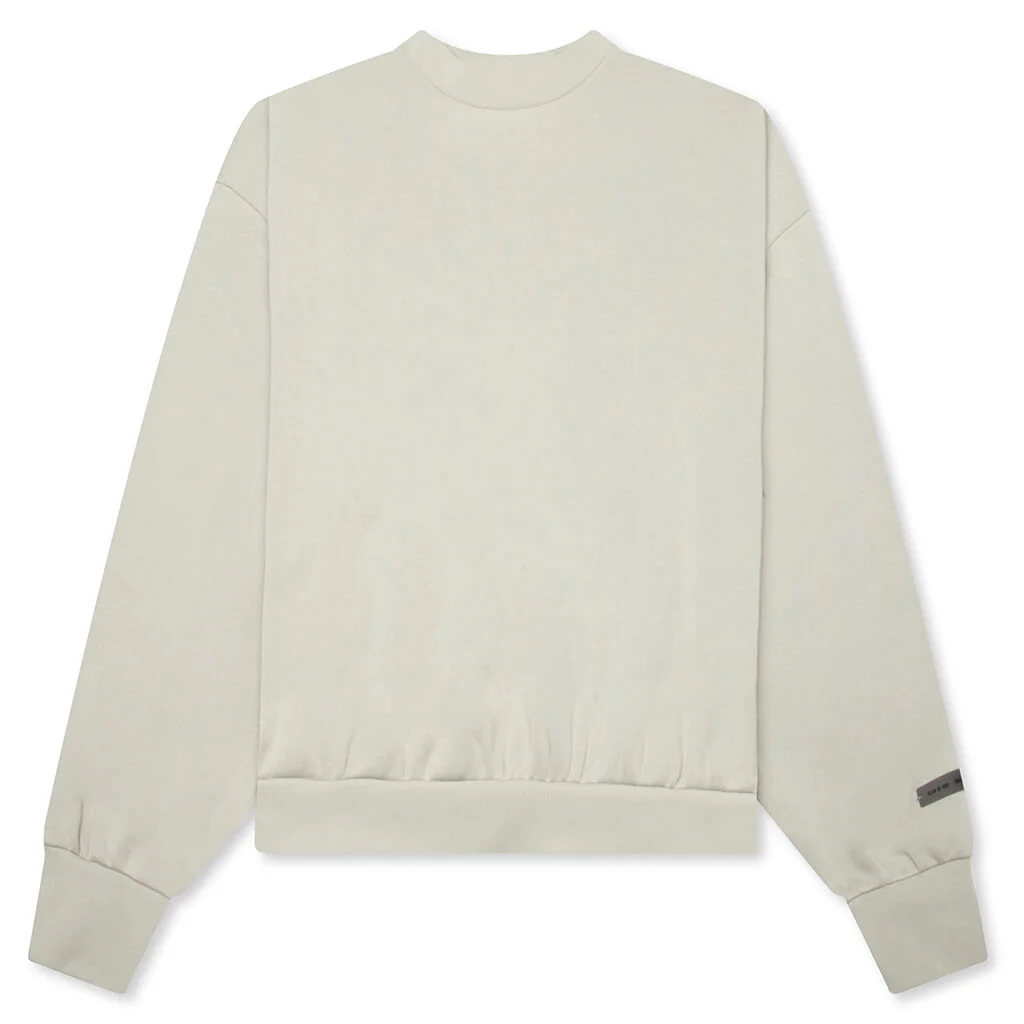 Classic Fleece Crewneck - Abbey Stone