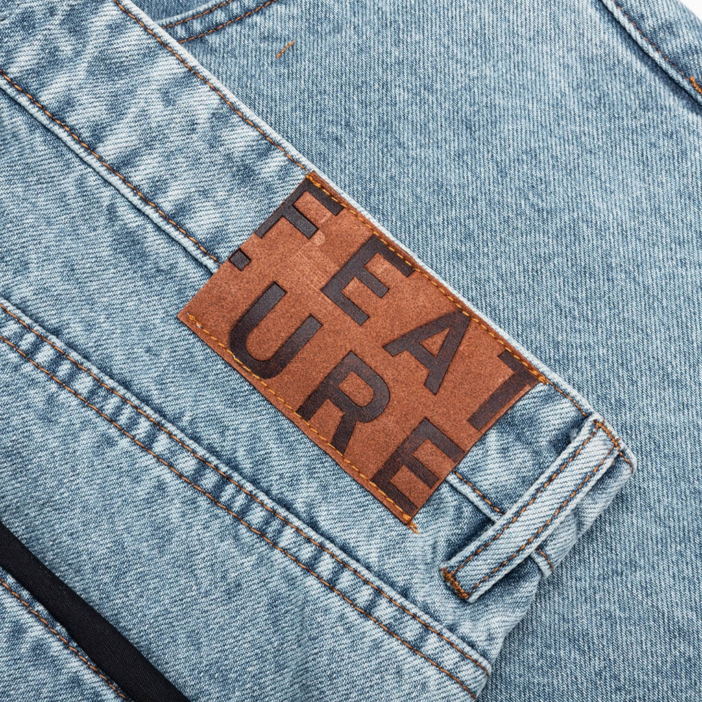 Berry Wide Denim Short - Washed Medium Blue - Image 3