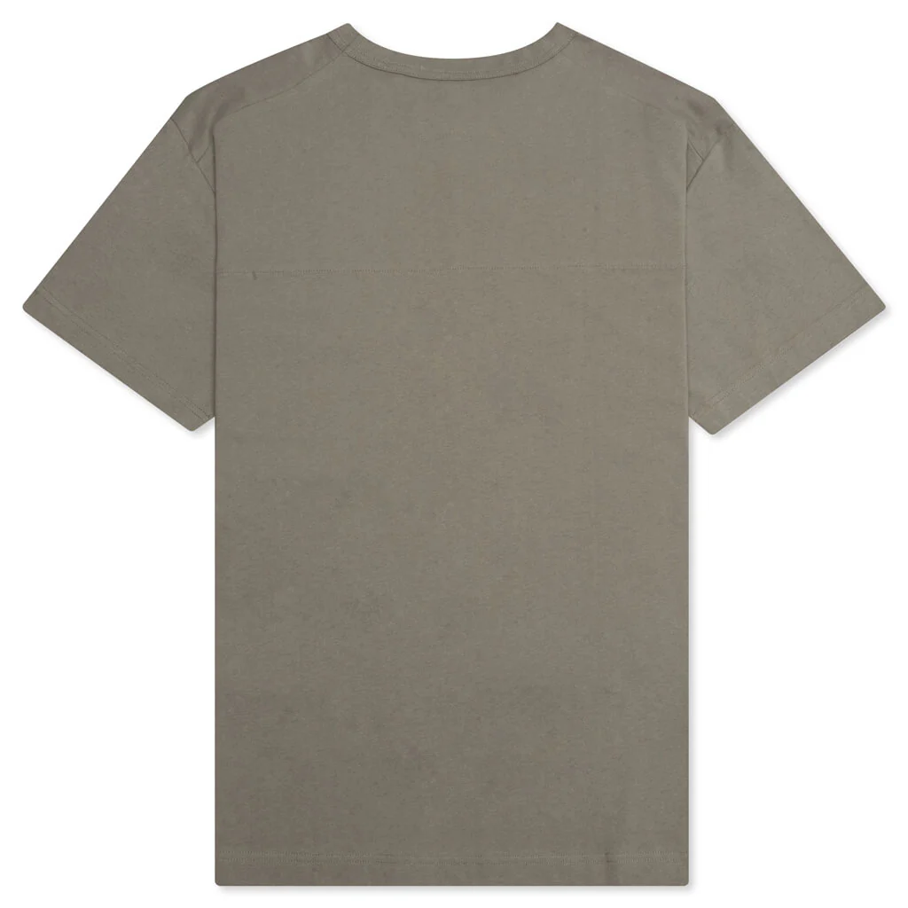 Jersey Braque Pocket Tee - Light Olive - Image 2