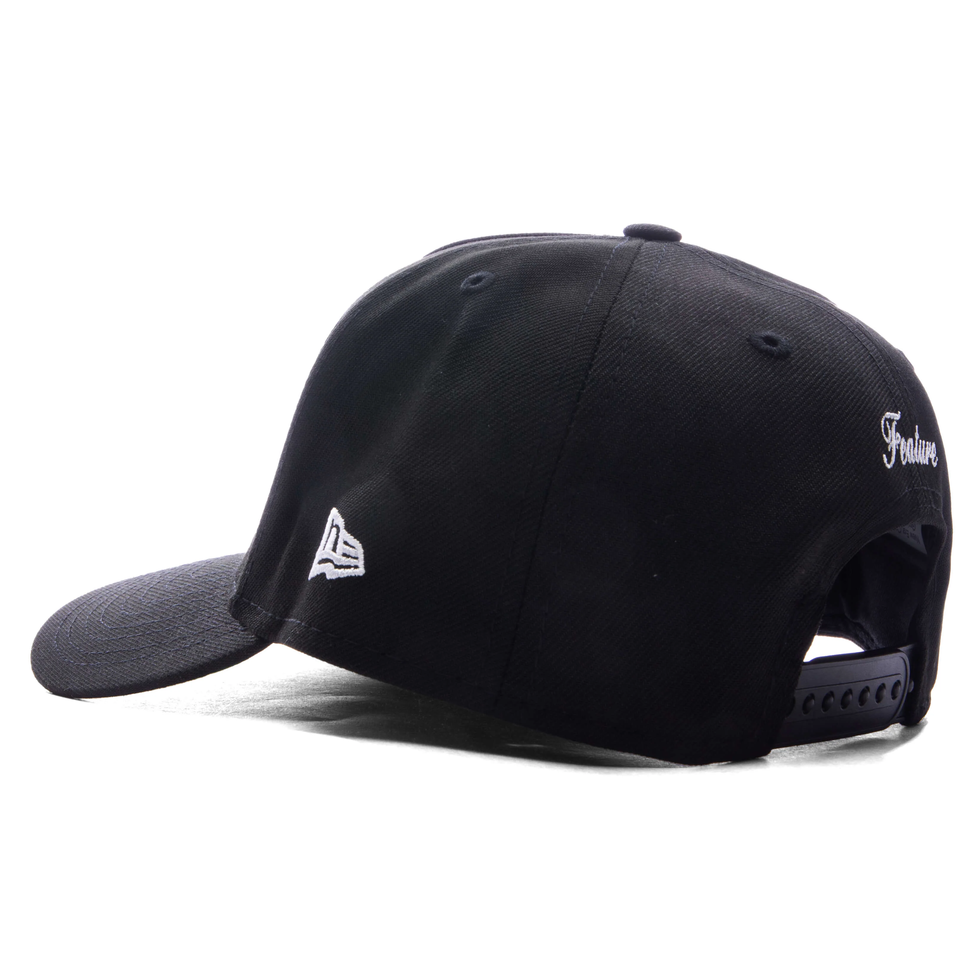 FEATURE x New Era Kids 9FORTY A-Frame Snapback Old English F - Black - Image 4
