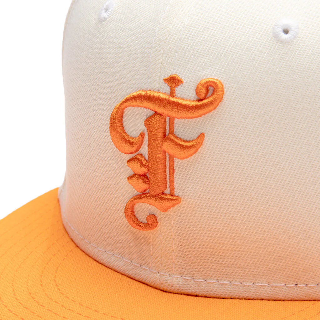 Feature x New Era OE Fitted Cap - Off-White/Dim Orange - Image 2