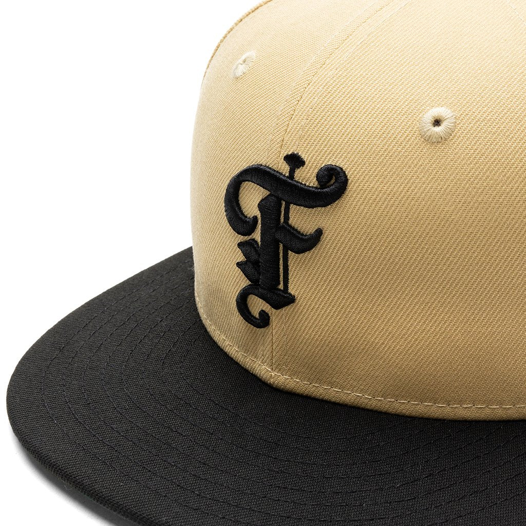Feature x New Era OE Fitted Cap - Vegas Gold - Image 4
