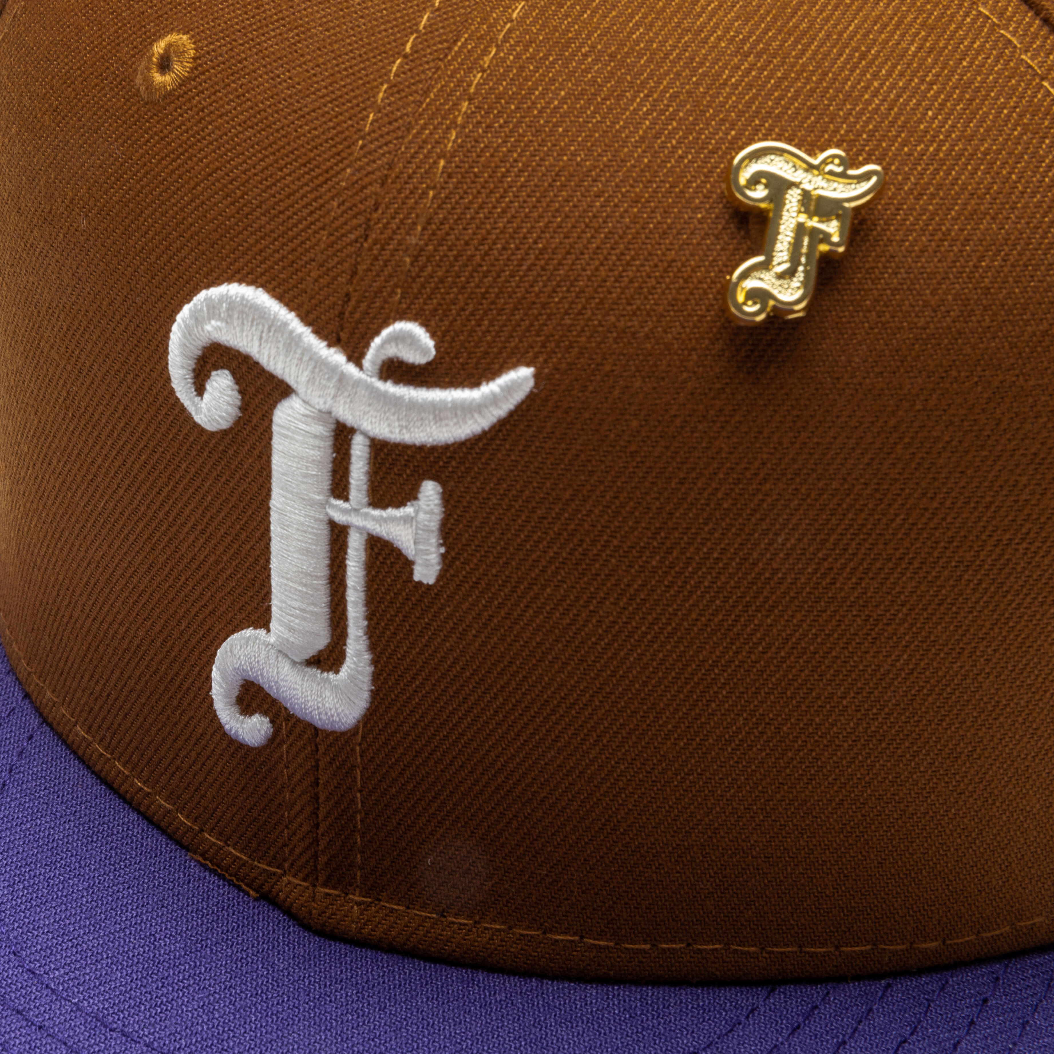Feature x New Era Old English F Snapback - Peanut/New Orchid - Image 2