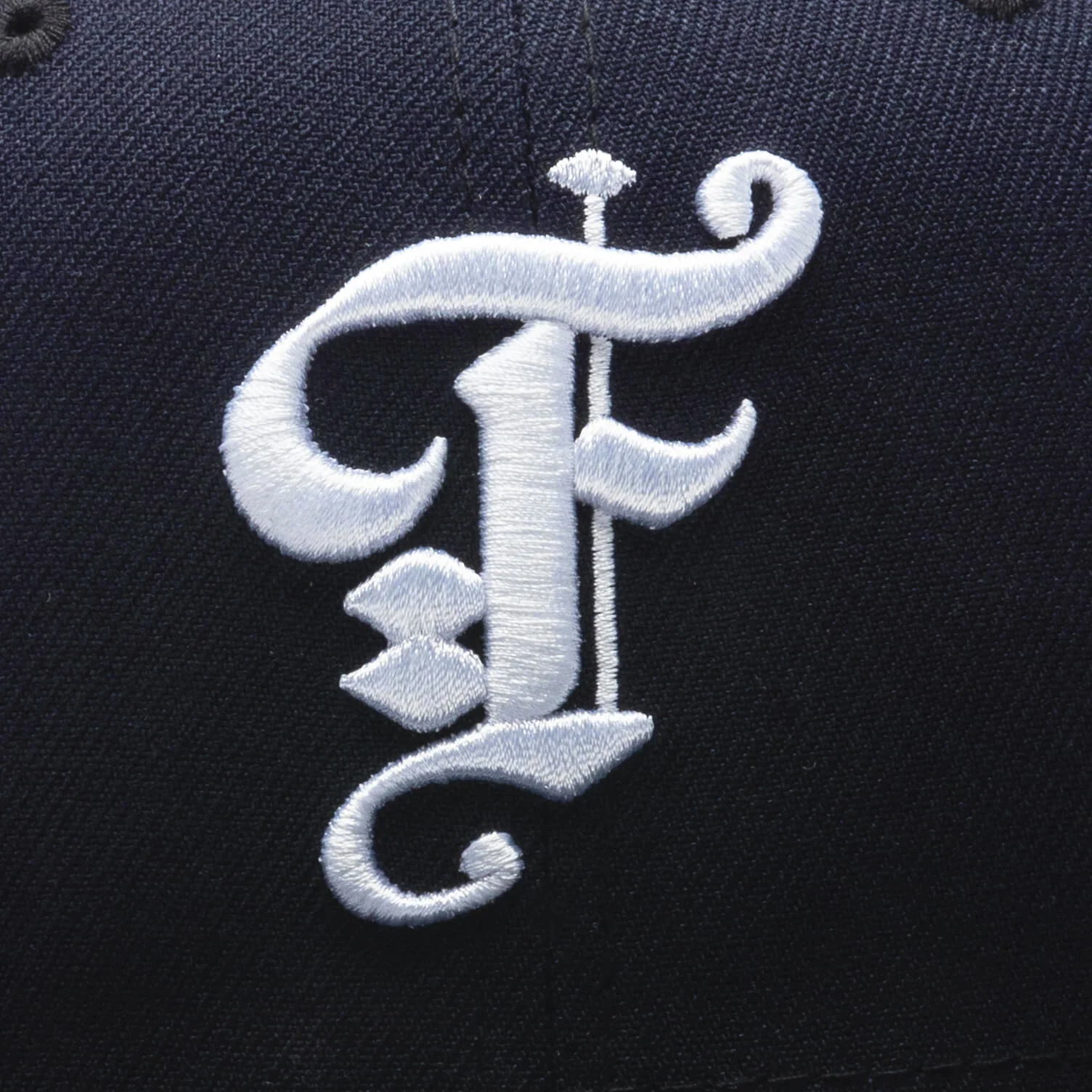 Feature x New Era Flaming Dice 59FIFTY Fitted - Feature F - Image 2