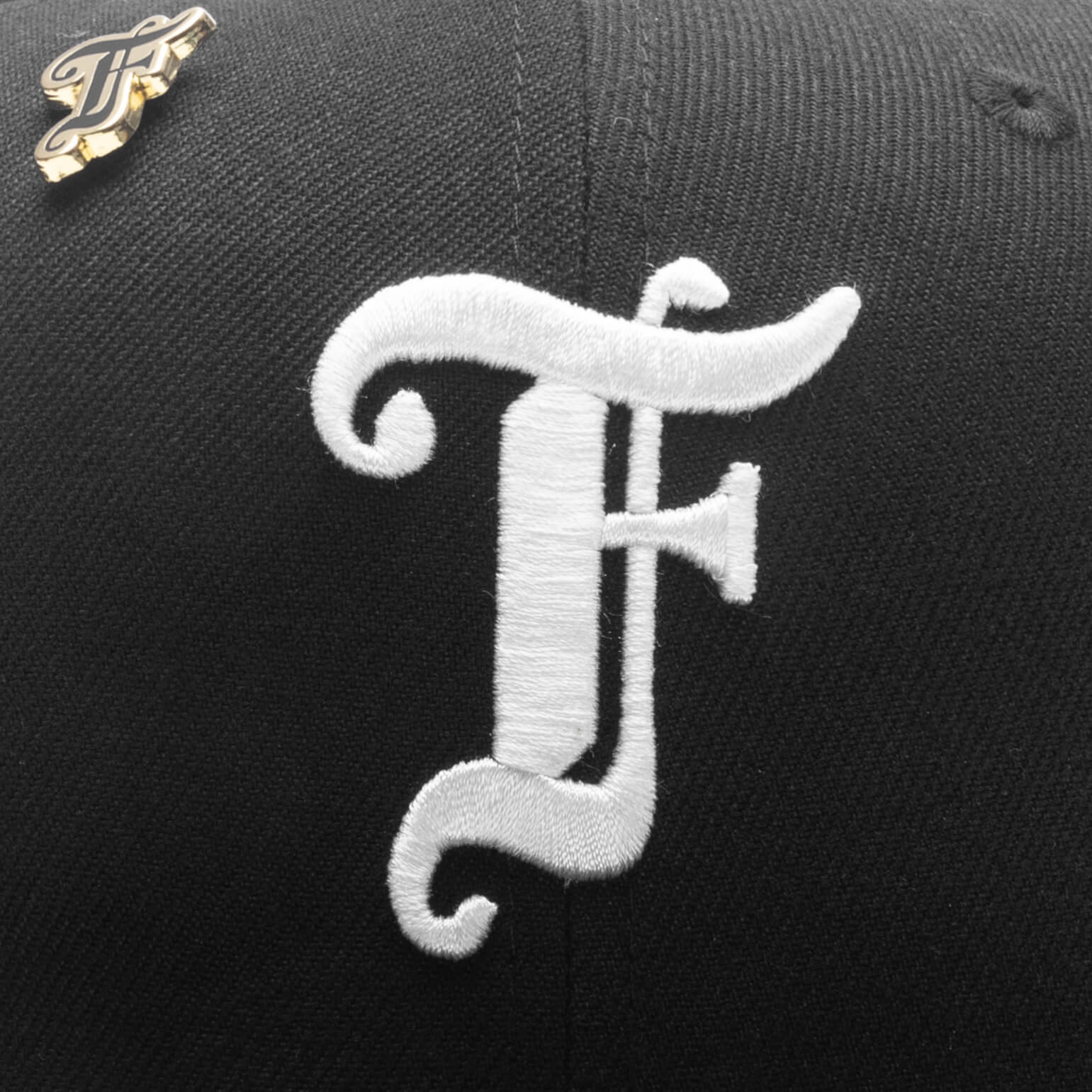 Feature x New Era Old English F Snapback Hat w/ Pin - Black - Image 2