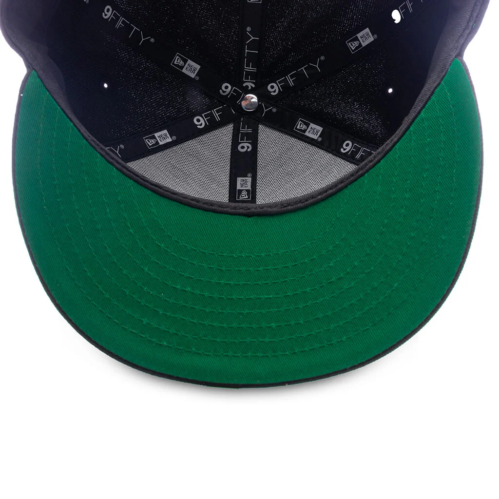 Feature x New Era Old English F Snapback Hat w/ Pin - Black - Image 7