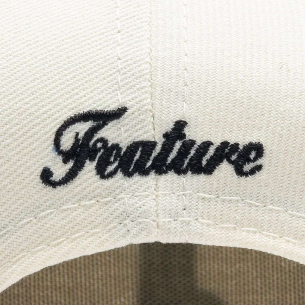 FEATURE x New Era 9Fifty A-Frame Old English F Snapback - Chrome/Black - Image 5