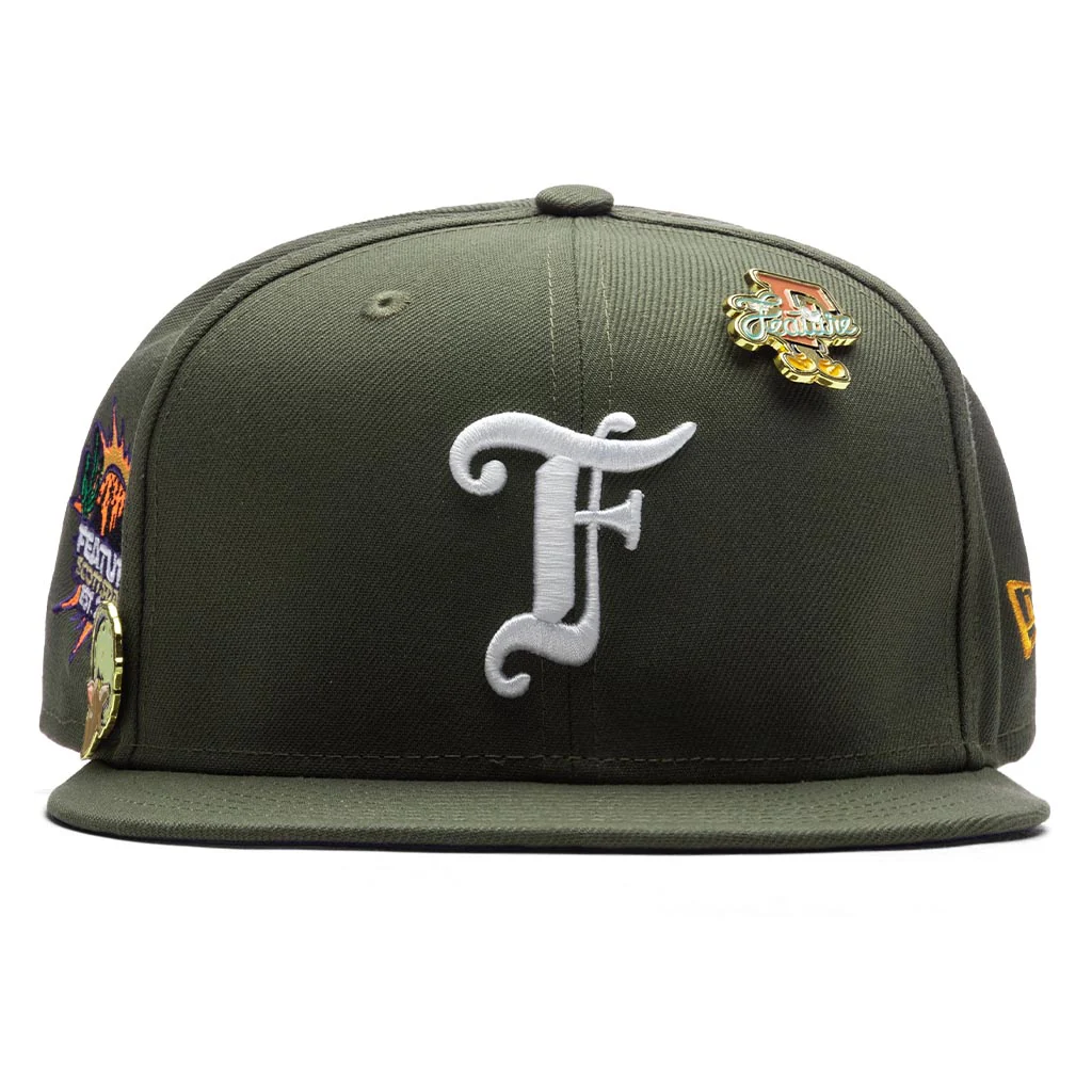 Feature x New Era Old English Scottsdale Snapback - Olive/Purple