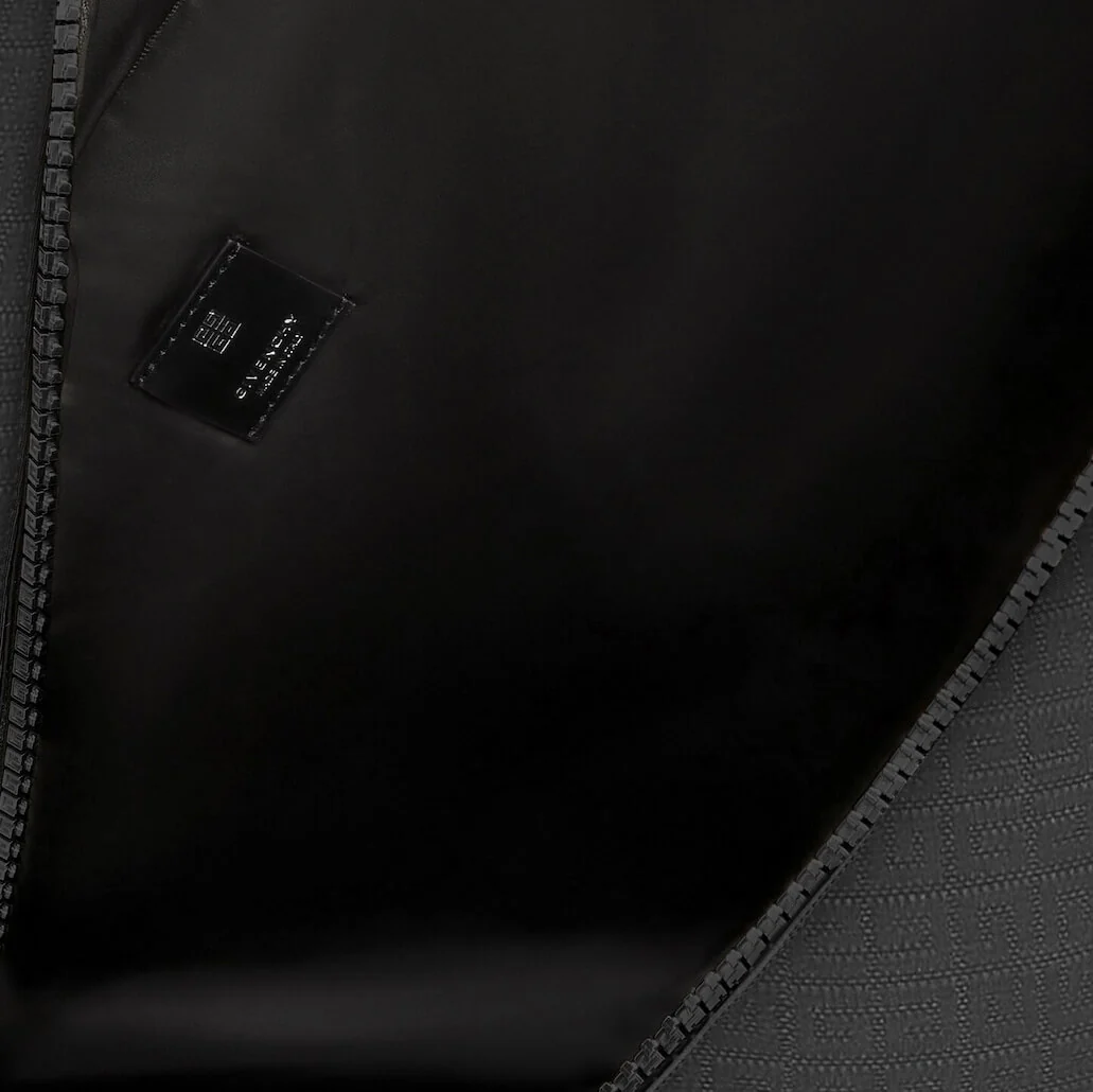 G-Zip Triangle Bag Medium - Black - Image 4