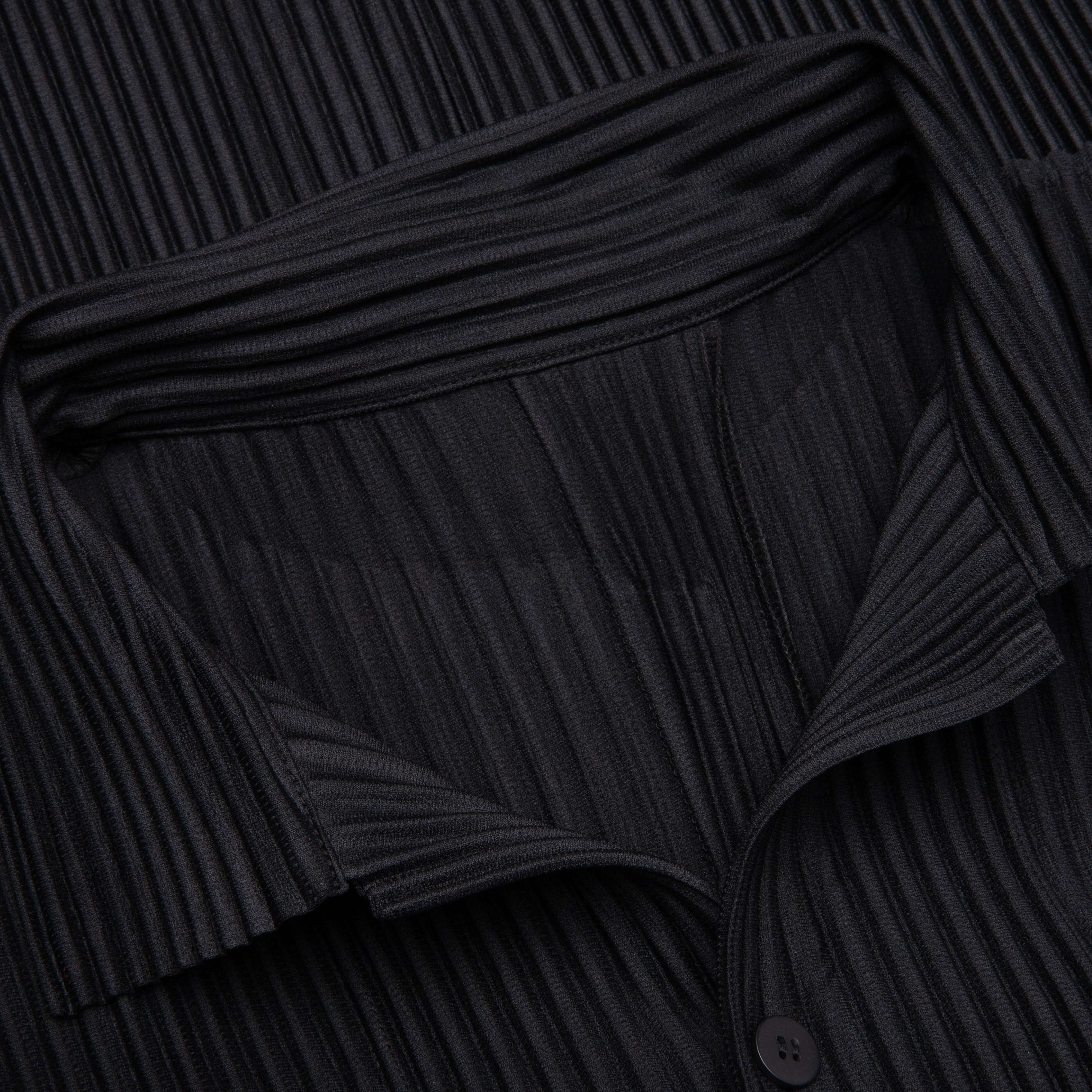 MC July Shirt - Black - Image 3