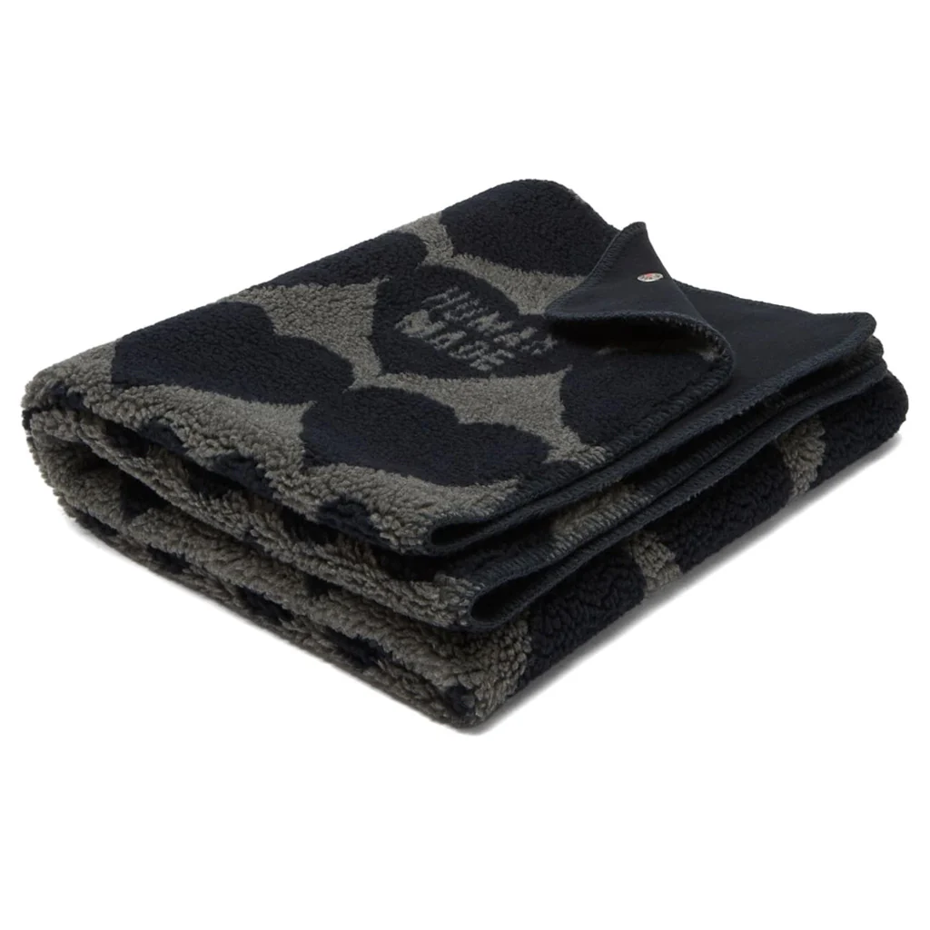 Heart Fleece Blanket - Navy