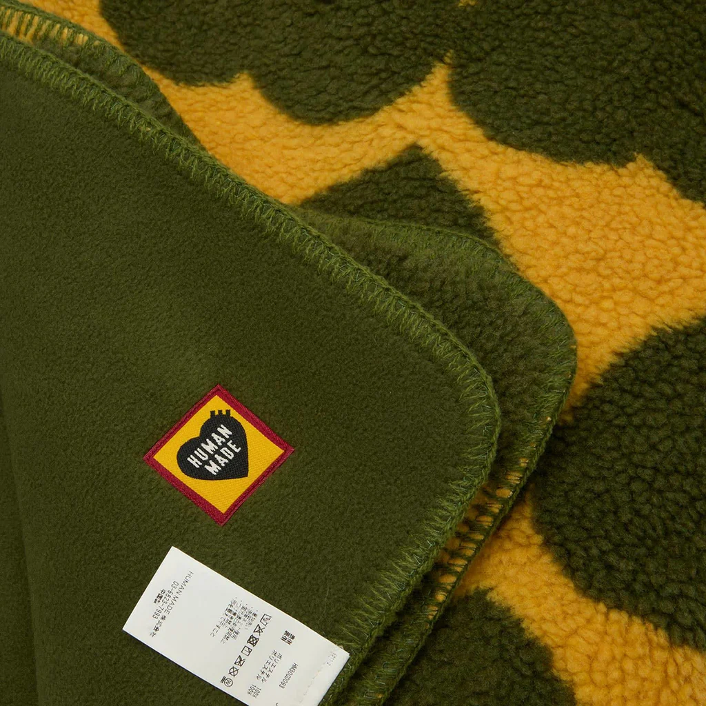 Heart Fleece Blanket - Olive Drab - Image 4