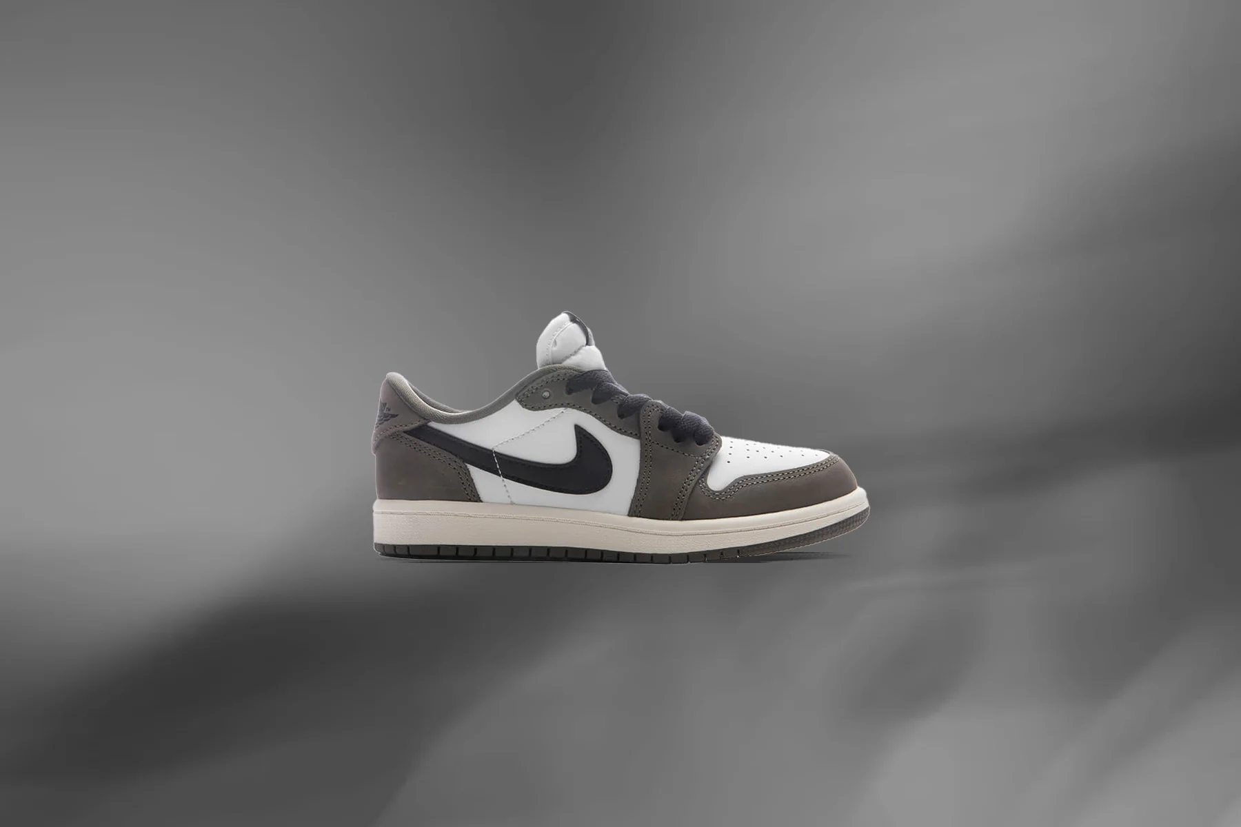 Air Jordan 1 Retro Low OG 'Medium Olive' (PS) - Medium Olive/Black/Summit White - Image 5