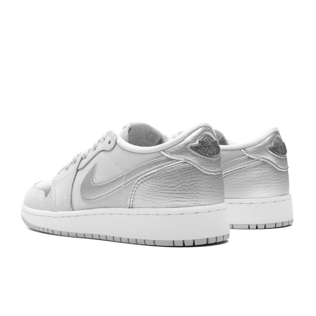 Air Jordan 1 Low OG 'Metallic Silver' (GS) - Neutral Grey/Metallic Silver/White - Image 3