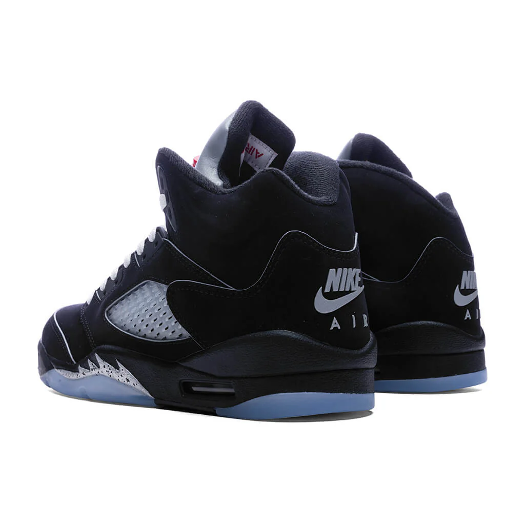 Air Jordan 5 Retro OG 'Black Metallic Reimagined' (GS) - Black/White/Metallic Silver/Fire Red - Image 3