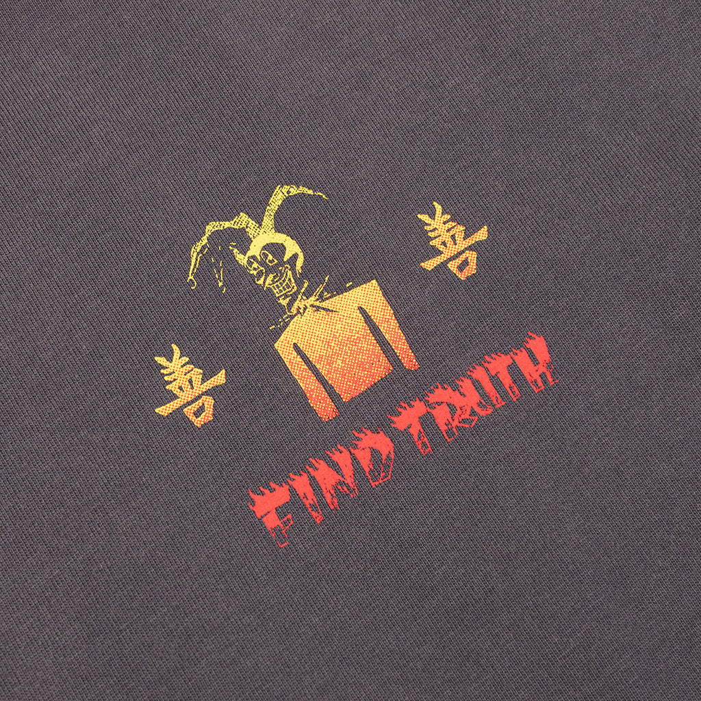 Jester Tee - Sun Faded Grey - Image 4
