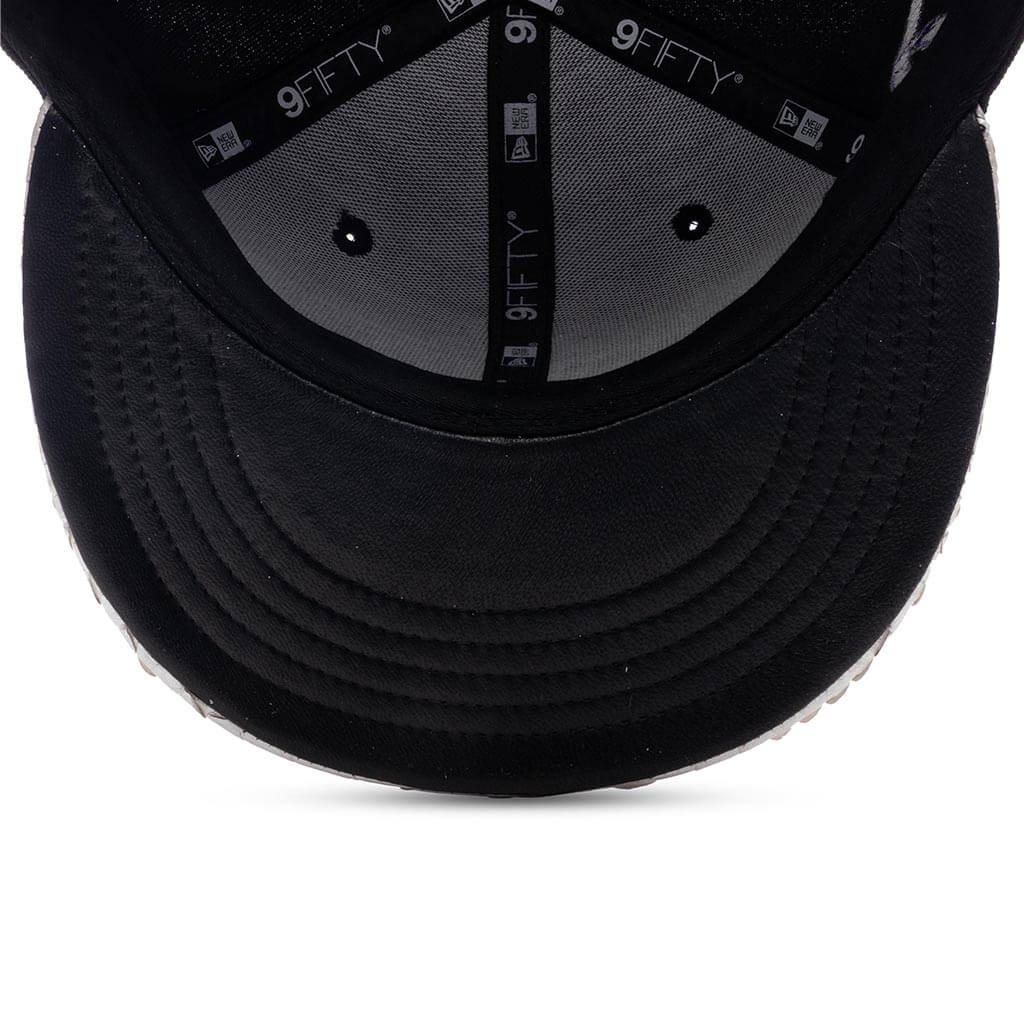 Just Don x Usher Super Bowl LVIII 9FIFTY Snapback Hat - Black/Silver Python - Image 7