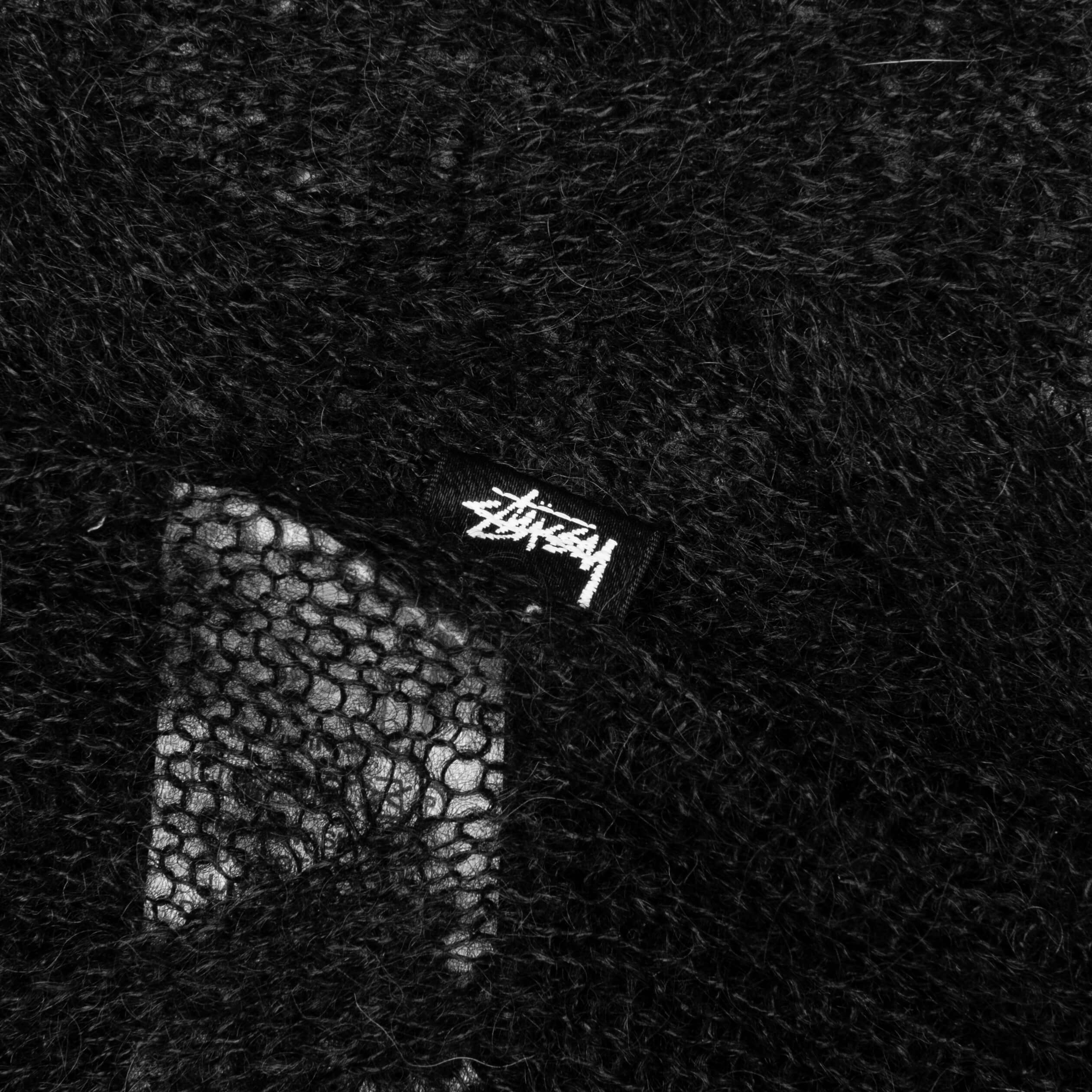 Loose Knit Cross Cable - Black - Image 4