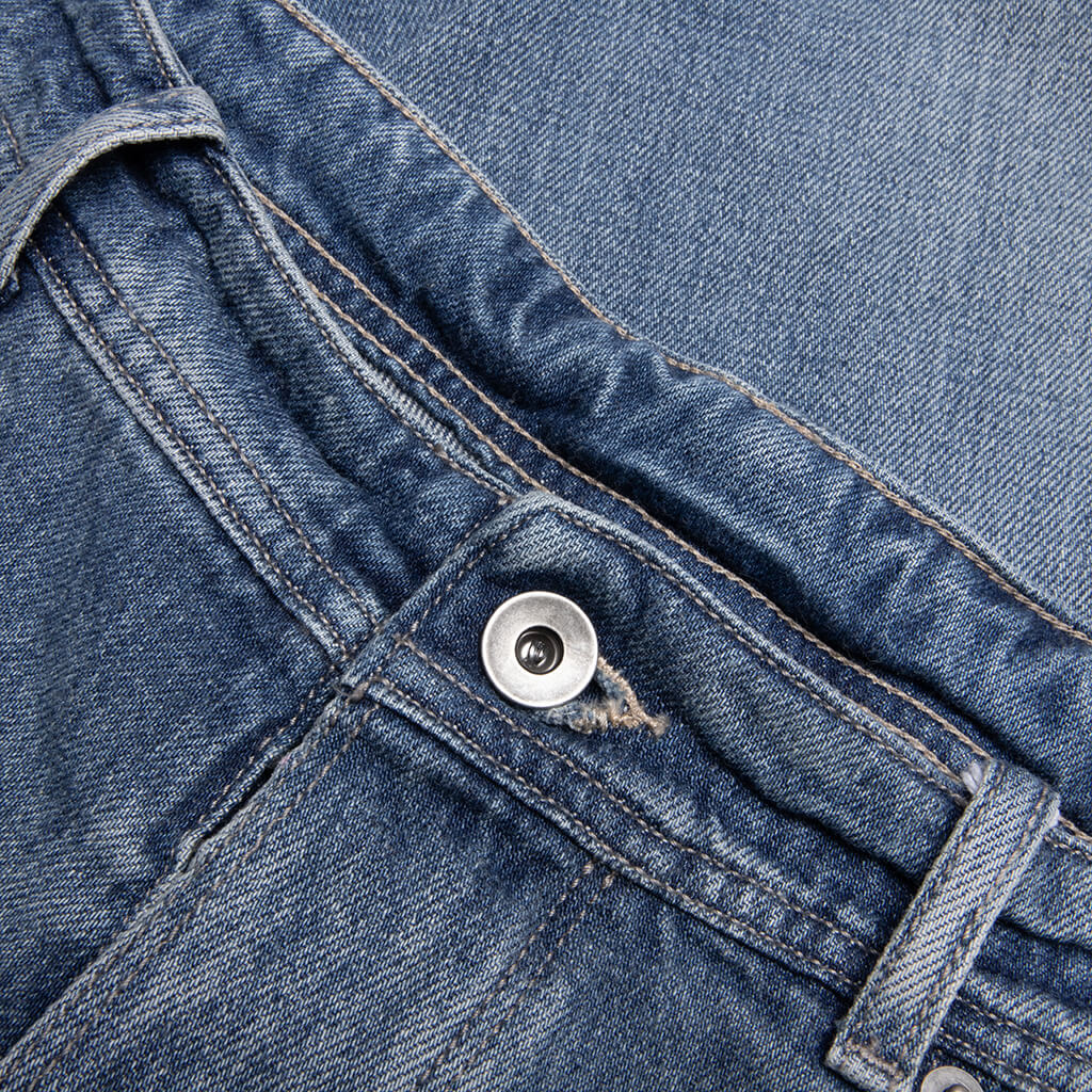 Stud Denim Shorts - Light Blue - Image 3