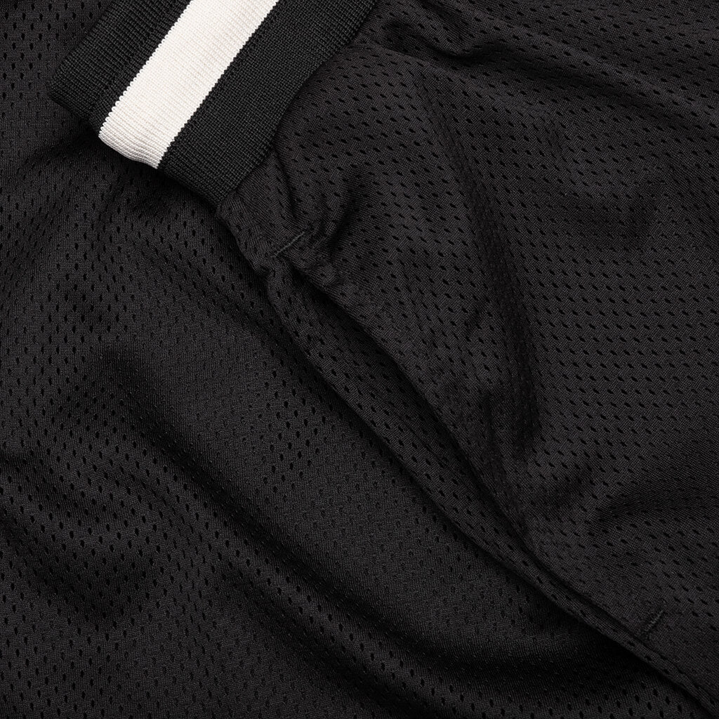 Market International Game Shorts - Black - Image 5
