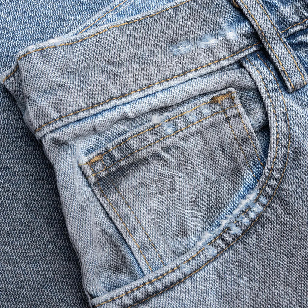 Thrashed Baggy 5 Pocket Shorts - Light Wash - Image 3