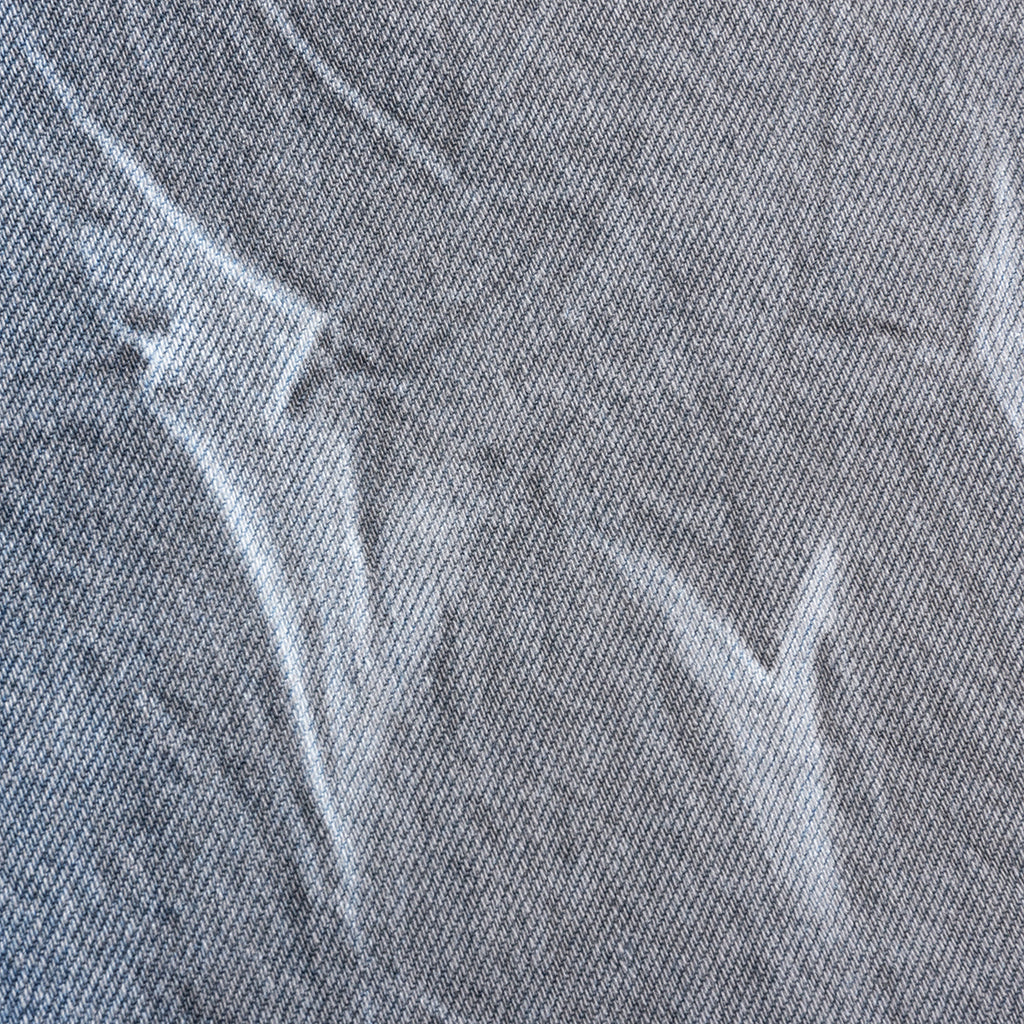 Thrashed Baggy 5 Pocket Shorts - Light Wash - Image 4