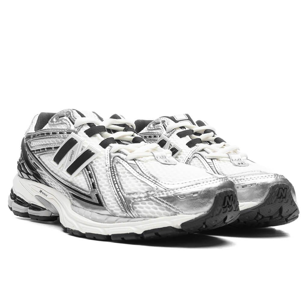1906R - Silver Metallic/Black/Sea Salt - Image 2