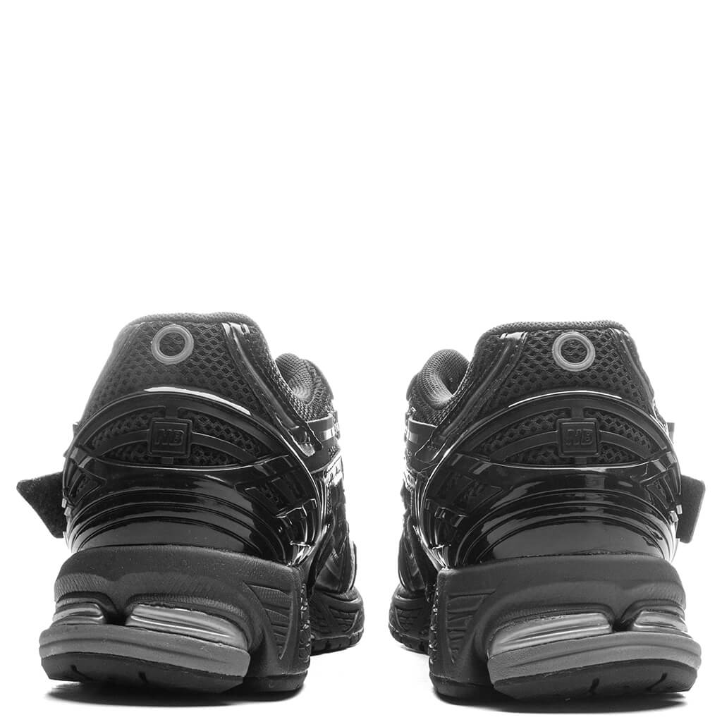 1906A - Black/Dark Silver Metallic/Phantom - Image 4