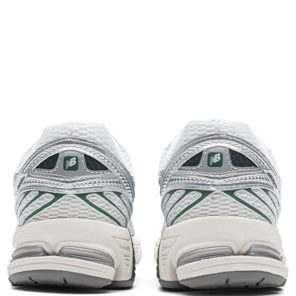 860v2 - Reflection/Mallard Green/Sea Salt - Image 4