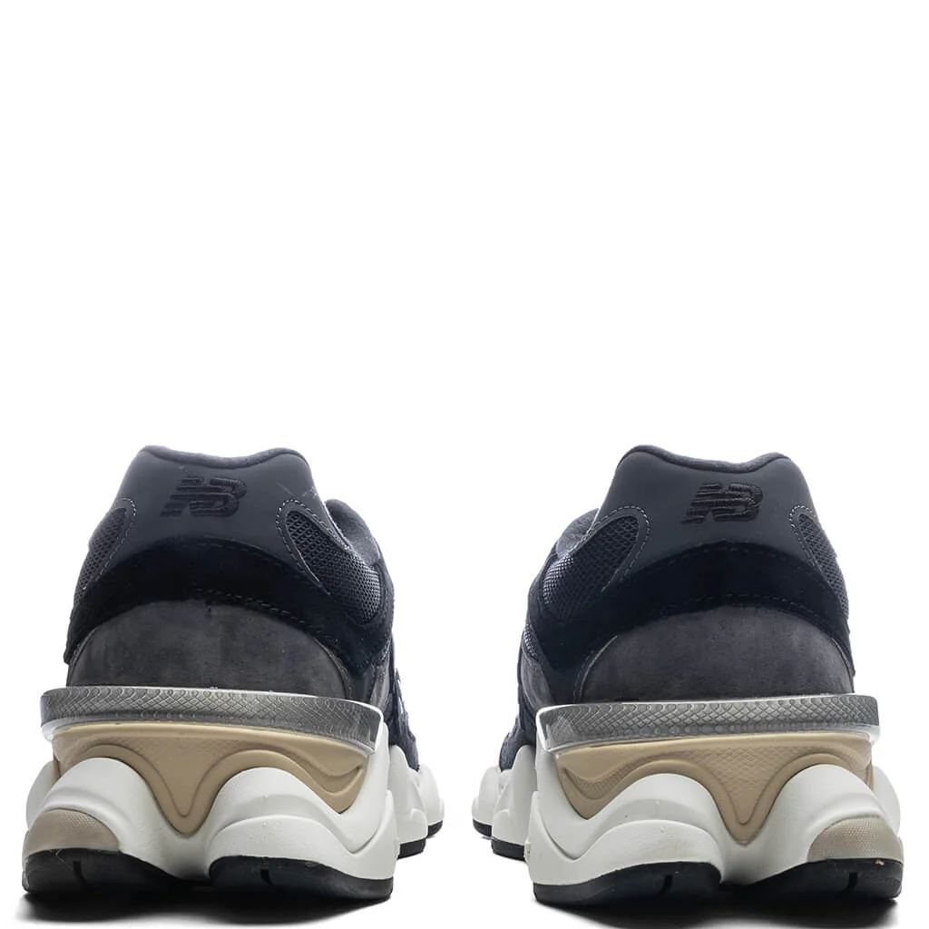 9060 - Black/ Phantom/Magnet/Silver Metallic - Image 4