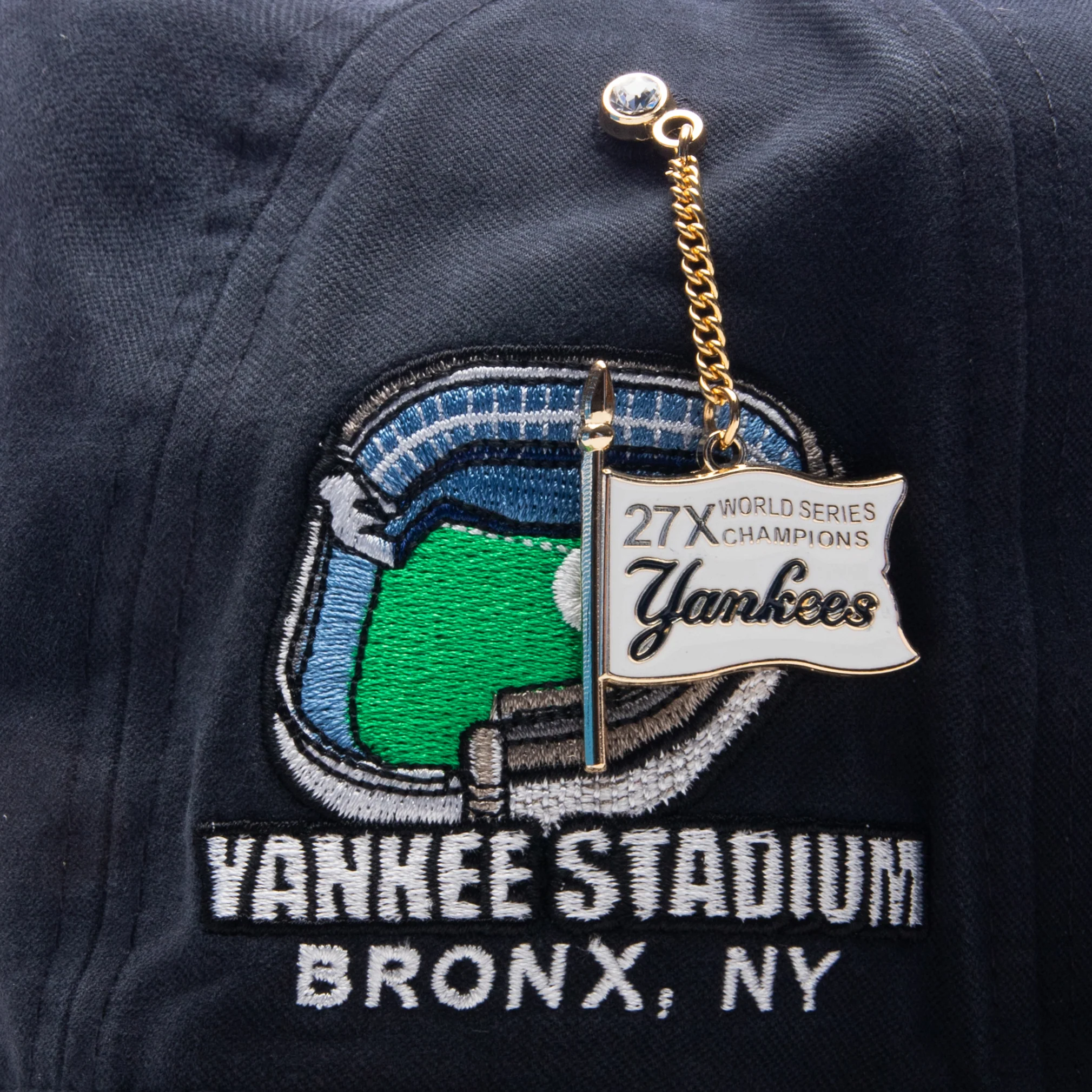 59FIFTY A-Frame Championship Side Flag - New York Yankees - Image 3