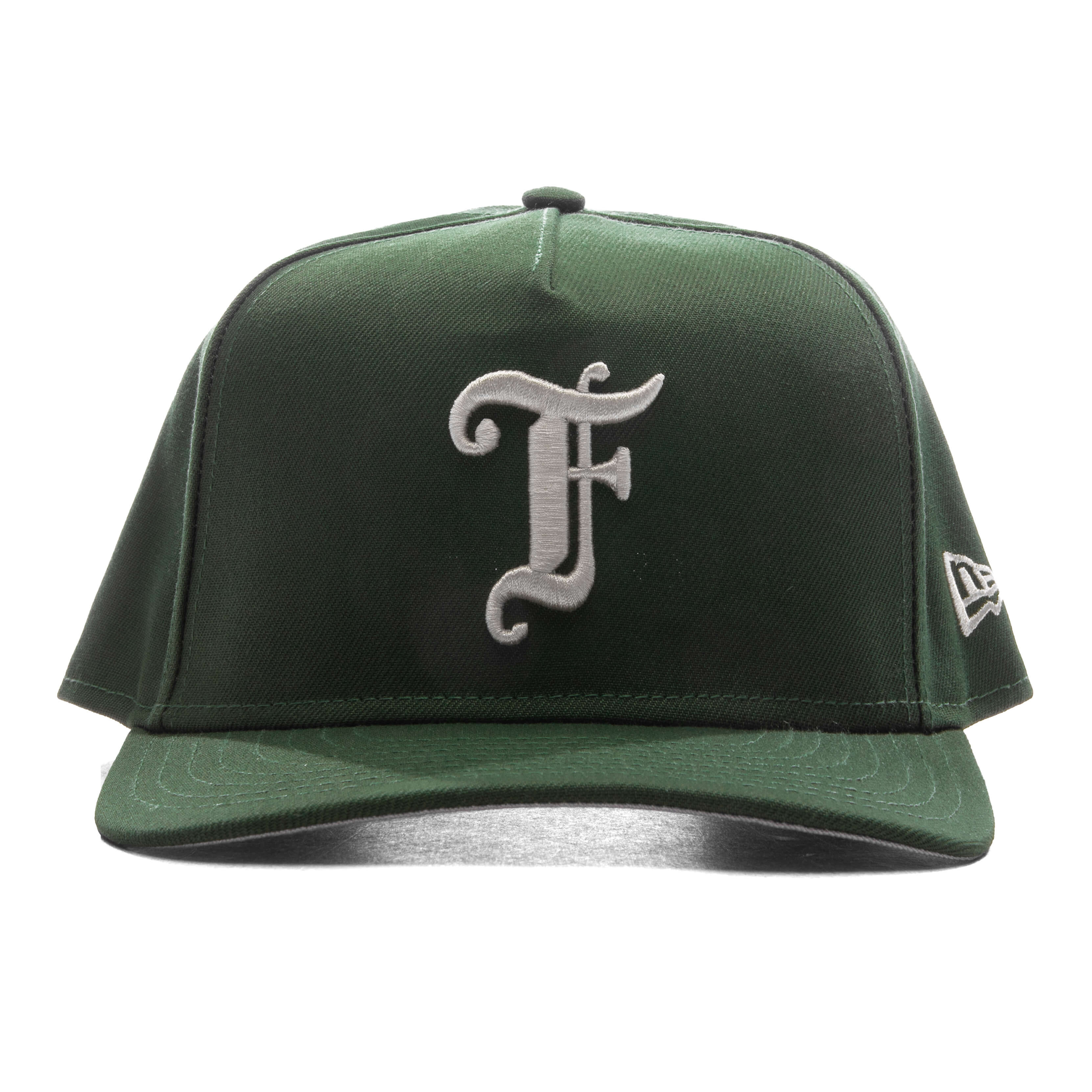 FEATURE x New Era 9FIFTY Curved A-Frame Old English F Snapback - Rifle Green