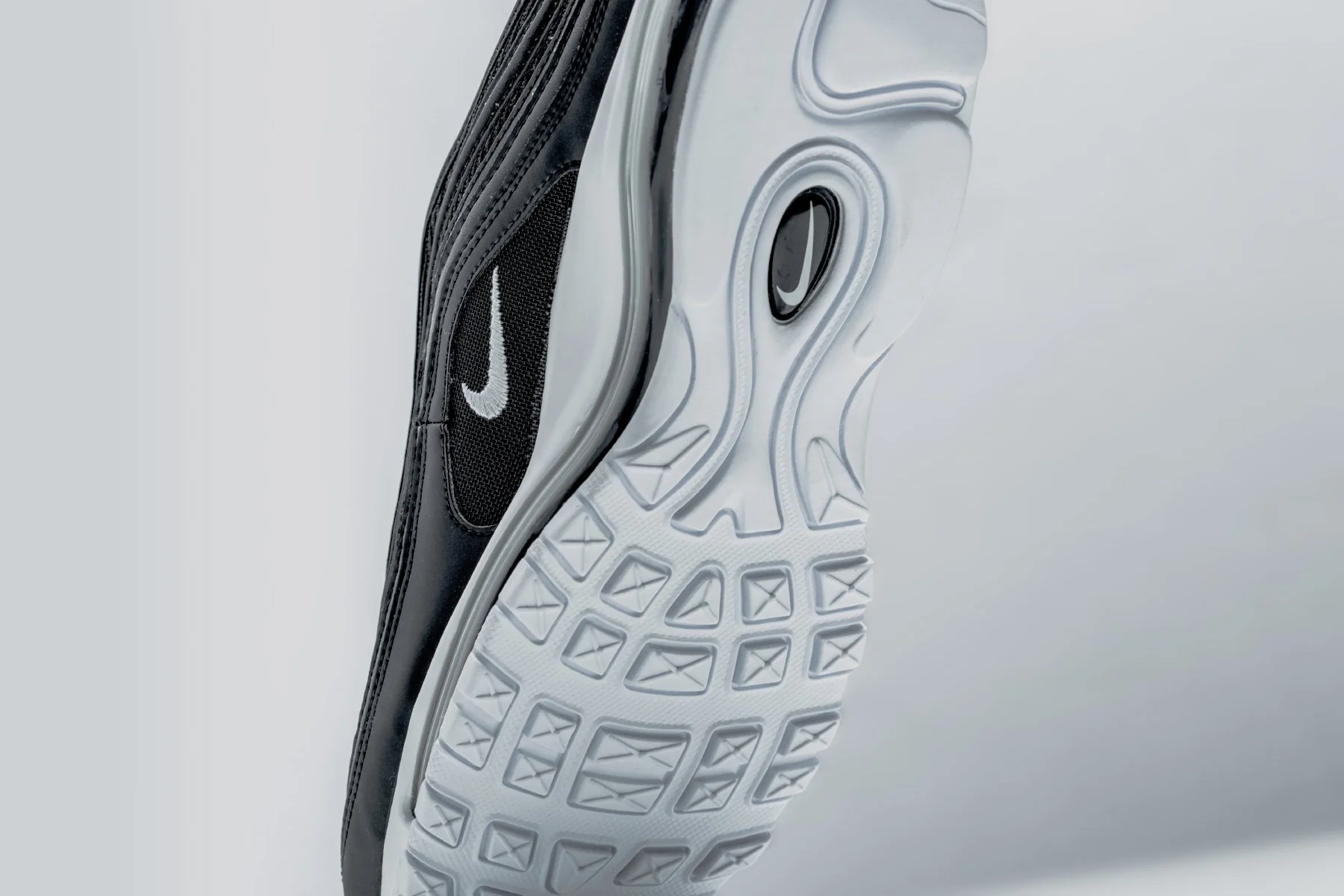 Air Max 97 - Black/White - Image 8
