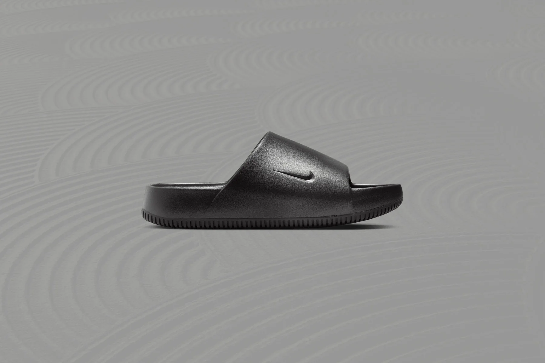 Calm Slide - Black - Image 5