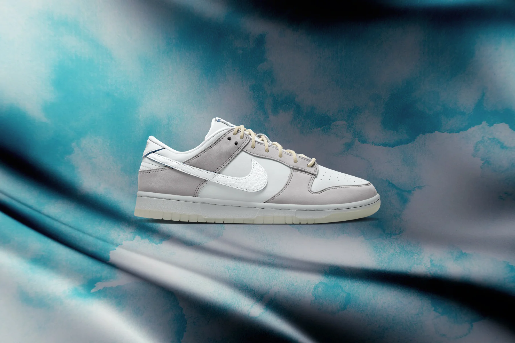 Dunk Low - Pure Platinum/Wolf Grey/Old Royal - Image 5