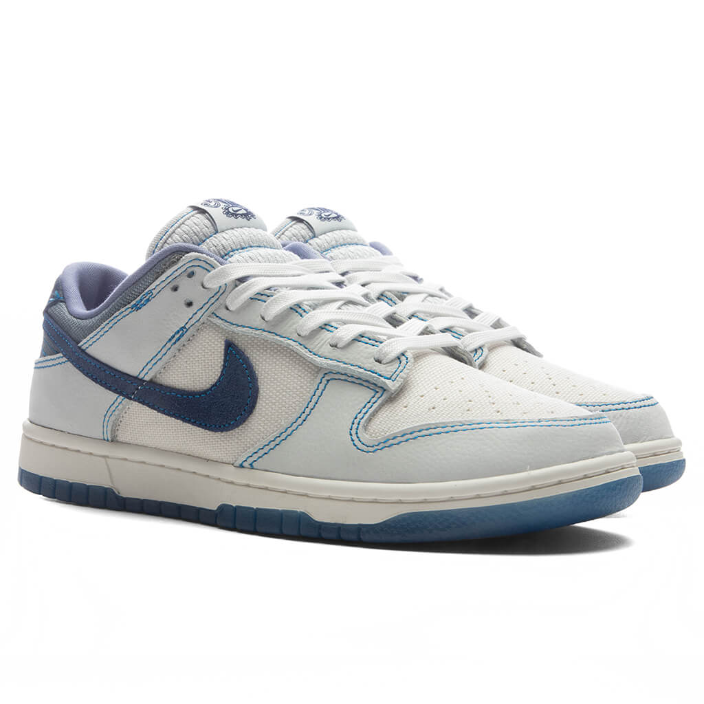 Dunk Low Retro SE - Summit White/Blue Void/Pure Platinum - Image 2