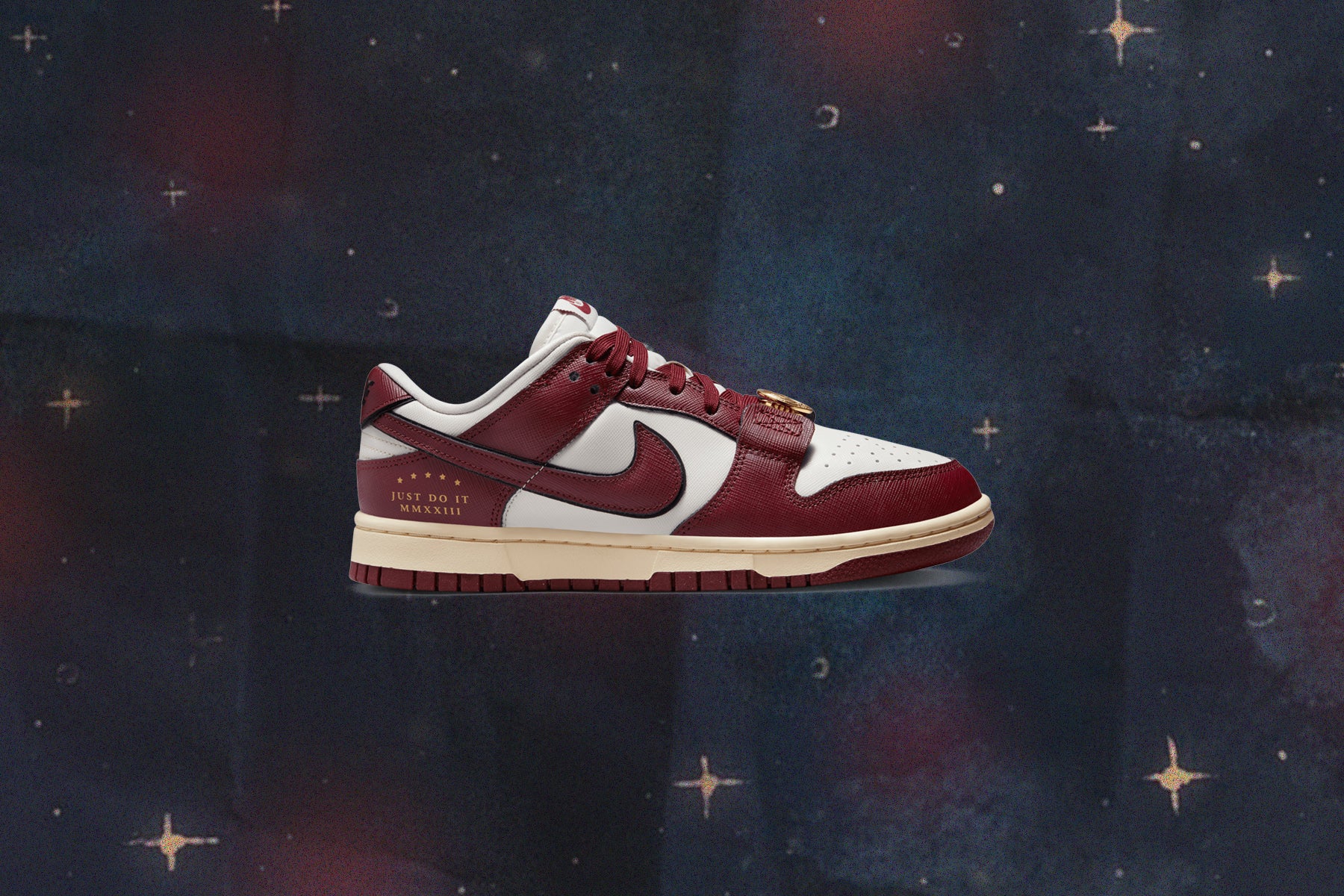 Women's Dunk Low SE Sisterhood Team Red - Sail/Team Red/Black/Muslin - Image 5