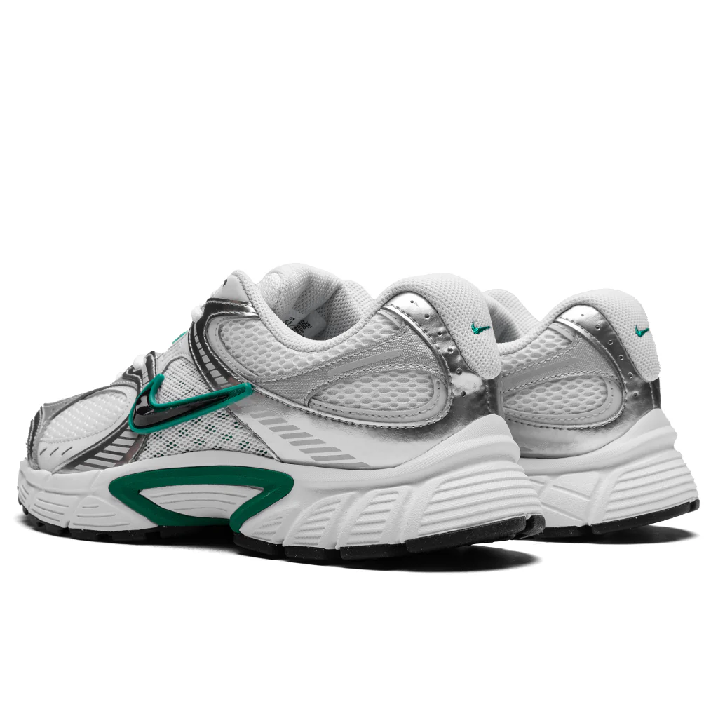 V5 Runner - White/Black/Vast Grey/Photon Dust - Image 3