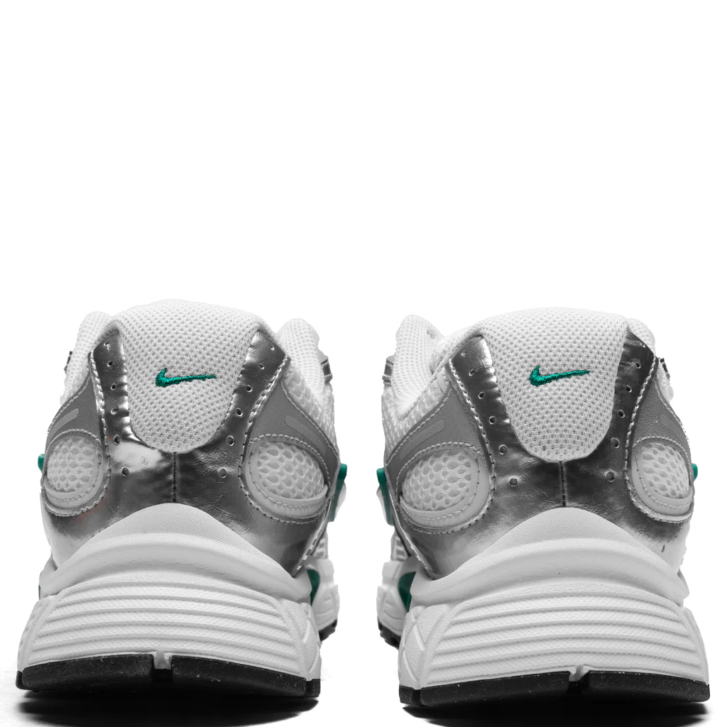 V5 Runner - White/Black/Vast Grey/Photon Dust - Image 4