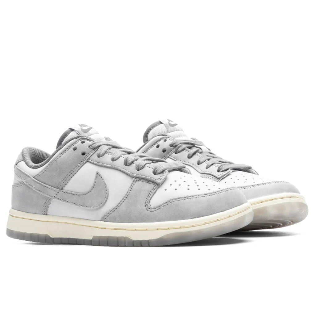 Women's Dunk Low - Cool Grey - Image 2